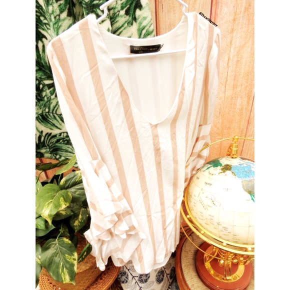 Revolve House of Harlows talullah dress 🌊 - Picture 5 of 10